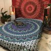 Telares decorativos con arabescos