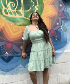 Vestidos vintage coloridos, mangas francesas, escote cuadrado frescos en Cali